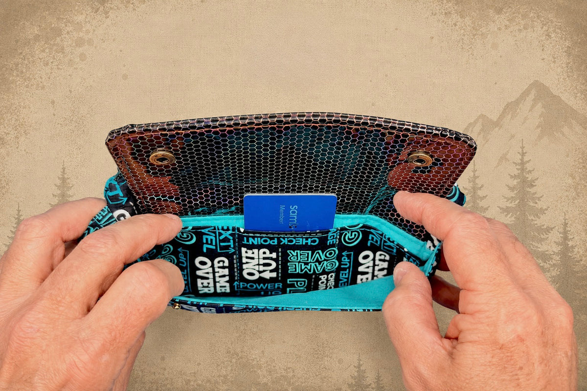 Gaming Print Wrist Wallet product view 3